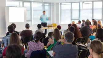 Merkezefendi Belediyesi ücretsiz İngilizce kursu için kayıtları açtı