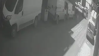 Kıskançlık krizine giren koca dehşet saçtı