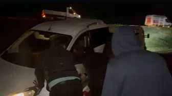 Sarıkamış yolunda iki araç çarpıştı