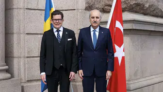Numan Kurtulmuş İsveç mevkidaşıyla masaya oturdu