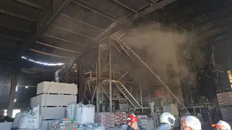 Gölbaşı’ndaki alçı fabrikasında kaynak kıvılcımları yangın çıkardı