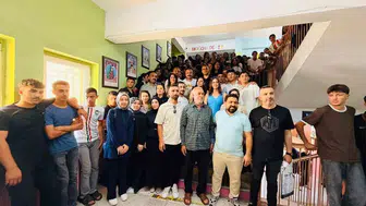 Kocaköy’de bir eğitim çınarı okulundan alkışlarla uğurlandı