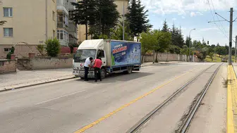 Eskişehir'de dokuz yaşındaki çocuğa kamyon çarptı