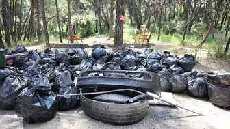 Çiftlik Park’ta doğa temizliği alarm verdi