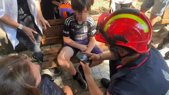 Avcılar'da çocuk parkındaki tehlikeli anlar