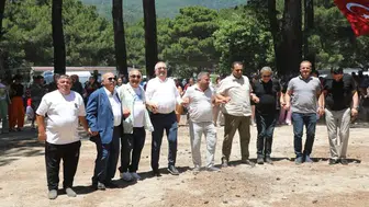 Kazdağları'nda horon sesleri yükseldi