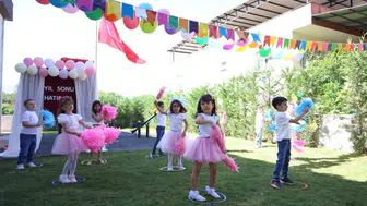 Aydınlı minikler okul öncesi eğitim maratonunu başarıyla tamamladı