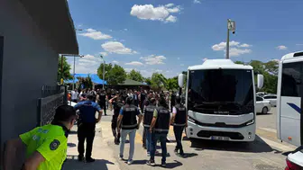 Şanlıurfa merkezli dört ilde yasa dışı silah ve tefecilik operasyonu
