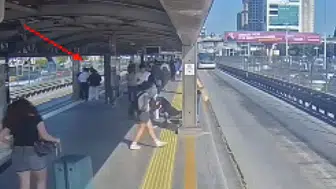 Metrobüste yan bakma kavgası kanlı bitti
