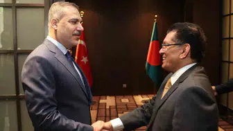 Dışişleri Bakanı Fidan Bangladeş temaslarına başladı