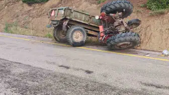 Denizli’de yağmura yakalanan yaşlı çiftçi kaza geçirdi