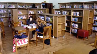 Aydınlılar kütüphanelere akın etti