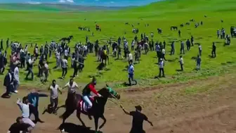 Erzurum'daki at yarışlarında hayvana şiddet soruşturması başlatıldı
