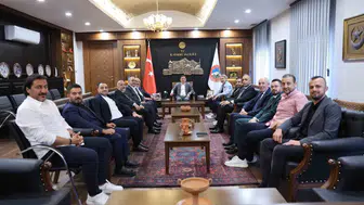 Kayserispor yönetiminden Vali Çiçek’e nezaket ziyareti