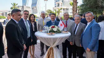 İzmir Adliyesi çalışanları bayramlaşma töreninde bir araya geldi