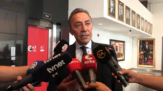 CHP yönetiminde kriz mesajı: Parti Meclisi beş kişiyle de çalışır