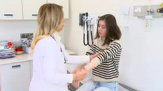 Yürüyemez hale getiren nadir hastalıkla savaşıp sağlığına kavuştu