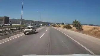Çanakkale yolunda ters yöne giren sürücü dehşet saçtı