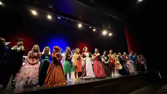 Çayırovalı gençler sahnede yeteneklerini konuşturdu