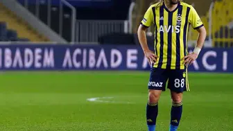 Caner Erkin yeşil sahalara veda etti
