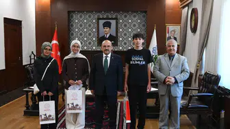 Balıkesirli gençler İmam Birgivi için kaleme sarıldı