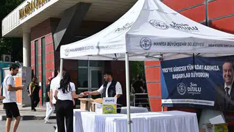Manisa’da YKS maratonunda ter döken gençlere belediye desteği