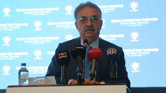 AK Parti'den yeni anayasa için referandum sinyali