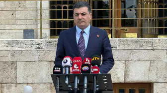 CHP Parti Meclisi’nde çoğunluk istifayla düştü