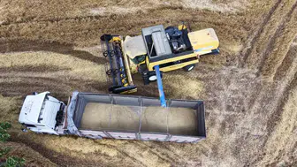 Trakya’da altın başak dönemi Tekirdağ tarlalarında hasat başladı