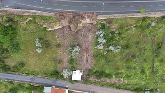 Kayseri'de şiddetli yağmur sonrası istinat duvarı çöktü