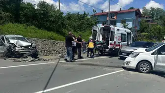 Ordu'da zincirleme kaza 7 kişi hastaneye kaldırıldı