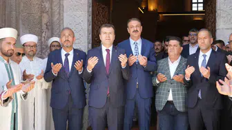 Niğde’nin 7 asırlık mirası Sungurbey Camii kapılarını yeniden açtı
