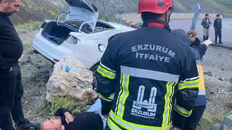 Erzurum Aşkale’de otomobil duvara çarptı 4 yaralı