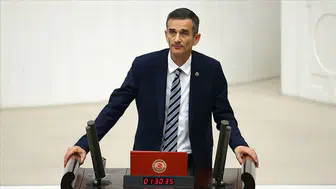 Siyaset kulislerini hareketlendiren ayrılık: CHP'ye veda etti