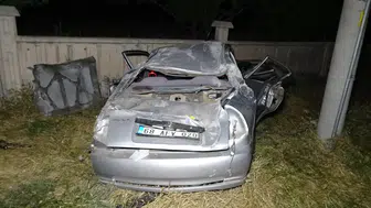 Aksaray’da gece yarısı kaza Bir baba ve iki kızı ağır yaralandı