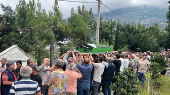 Alanya otobüs kazasında hayatını kaybeden Hayriye Arıkan’a veda etti
