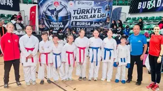 Eskişehirli gençler karatede madalyaları topladı