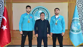 Balıkesirli sporcular dünya arenasında Türkiye’yi gururlandırdı