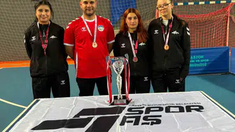 Kayserili masa tenisi sporcuları lig biletini kaptı