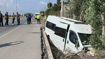 Mersin'de yolcu minibüsünü kaçıran saldırgan kaza yaparak hayatını kaybetti