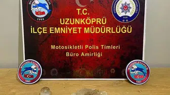 Uzunköprü polisine şüpheli araç denetiminde uyuşturucu yakalaması