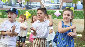 Nilüferli minikler ilk karnelerini neşeyle aldı