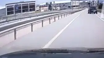 Bursa trafiğinde akıllara durgunluk veren geri manevra