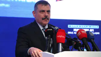 Bakan Çiftçi Nevşehir’de Muharrem lokmasını paylaştı
