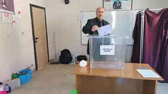 Van Başkale seçmenleri dört mahalle için yeniden sandık başında