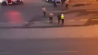 Başakşehir'de dükkan kurşunlayan iki saldırgan kıskıvrak yakalandı