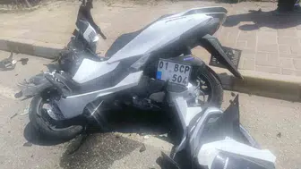 Alanya'da minibüs ve motosiklet çarpıştı İki genç hastanelik oldu