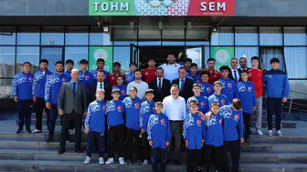 Kayseri Valisi genç sporcuların yetiştiği merkezleri denetledi