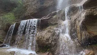 Afyon’un gizli rotası Su Uçtu Şelalesi her mevsim başka güzel
