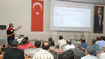 Eskişehirli çiftçilere bilinçli tarım ilacı eğitimi verildi